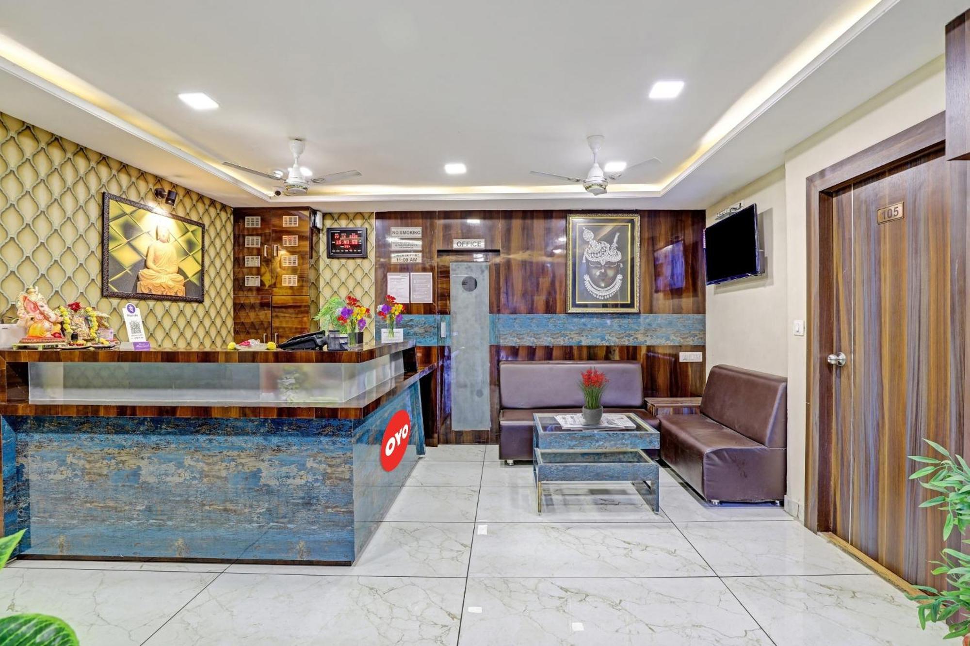 Collection O Hotel Raj Palace 巴罗达 外观 照片