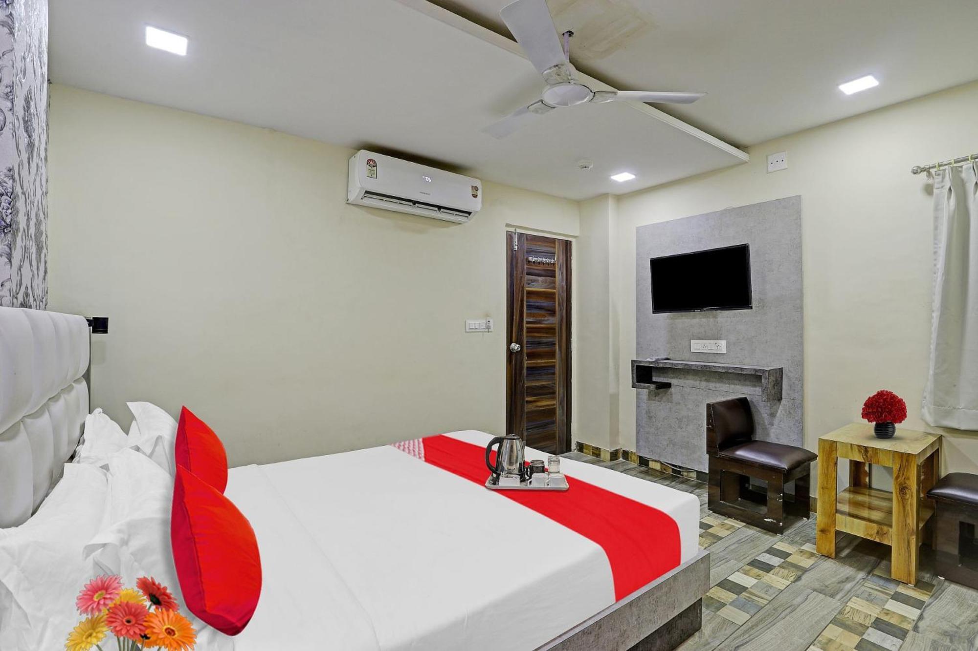 Collection O Hotel Raj Palace 巴罗达 外观 照片